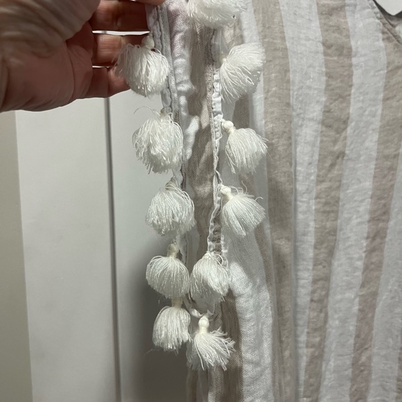 C & C California linen beach cover up - Picture 3 of 6